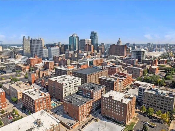 308 W 8th St APT 302, Kansas City, MO 64105