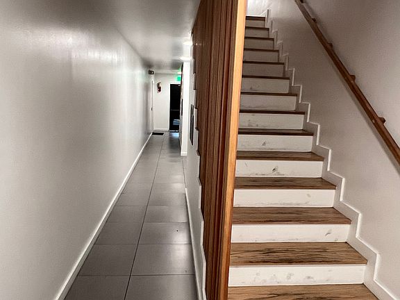 4th image of 337 NW 12th Ave #1