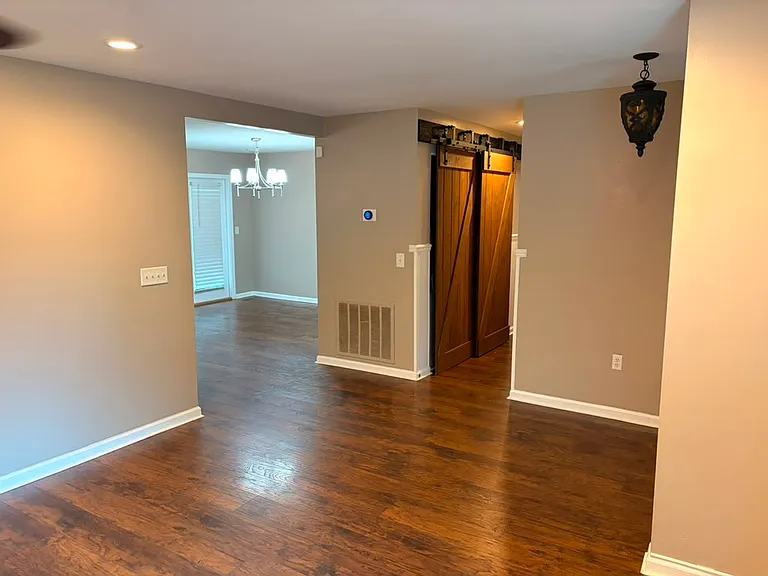 2428 Michael Dr — Photo 17