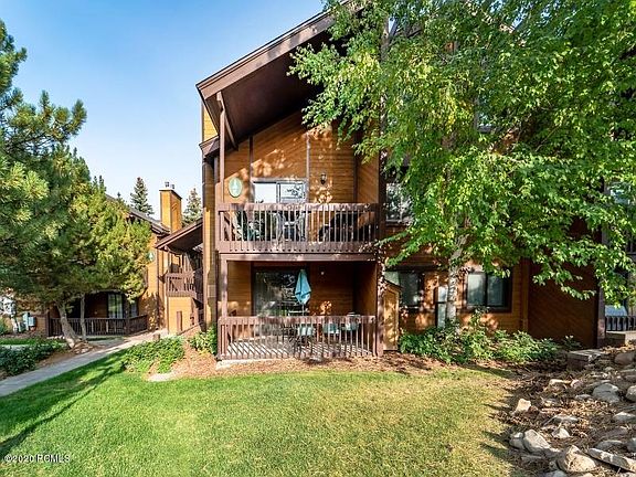 2nd image of 2025 Canyons Resort Dr APT K6