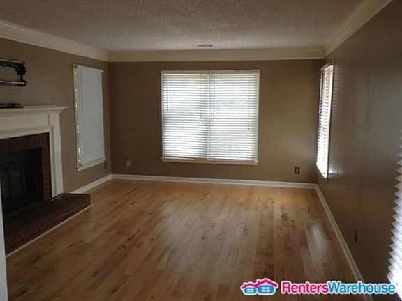 4th image of 1921 Cooper Landing Dr SE