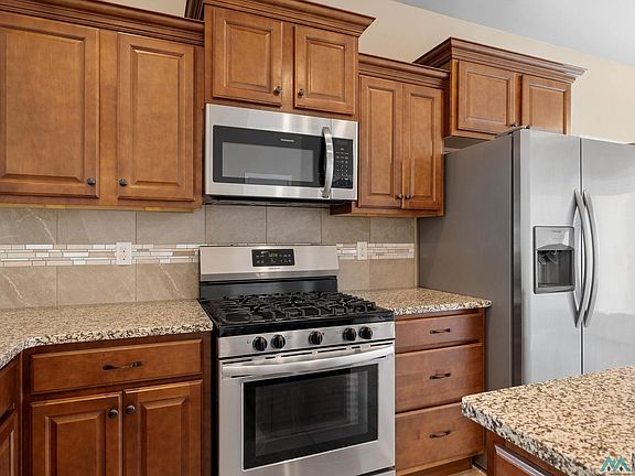 5th image of 1007 Solomons Ct