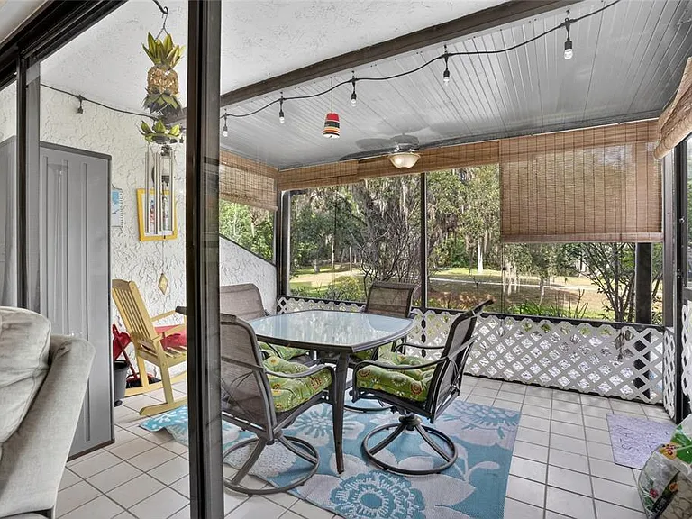 1166 Carmel Cir #100 — Photo 16