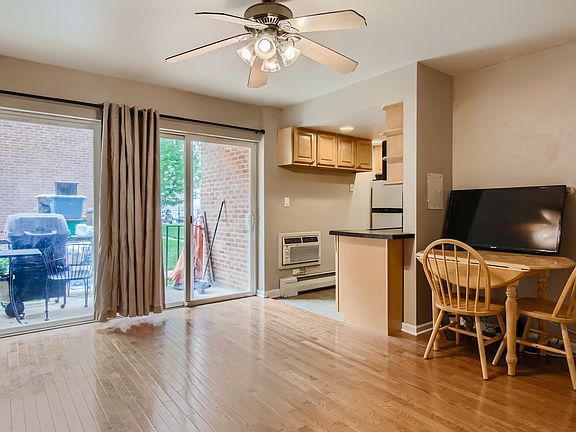 4th image of 6137 W Thorndale Ave #1A
