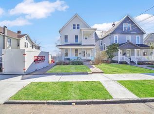 130-132 Brown Ave, Holyoke, MA 01040
