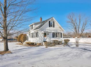 231 S Elm St, Windsor Locks, CT 06096