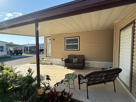 3rd image of 1071 Donegan Rd #265