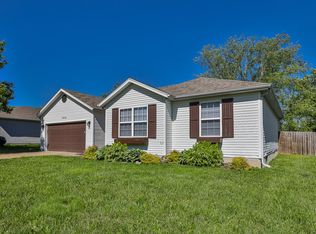 706 S Wrenwood St, Strafford, MO 65757