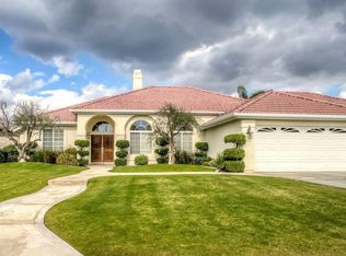 10210 Salisbury Dr, Bakersfield, CA 93311