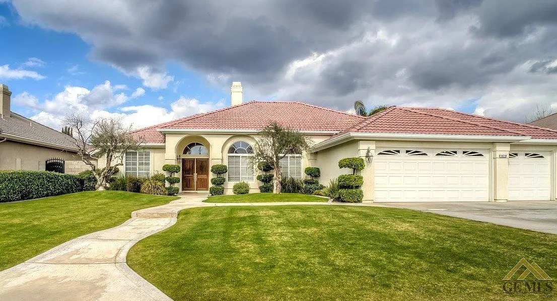 10210 Salisbury Dr photo 1