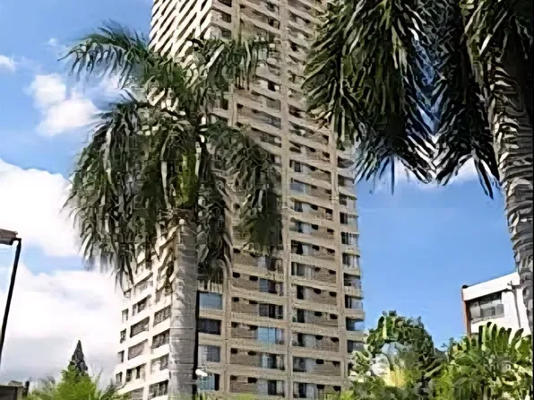 1060 Kamehameha Hwy APT 302B, Pearl City, HI 96782