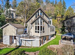 8526 E Mercer Way, Mercer Island, WA 98040