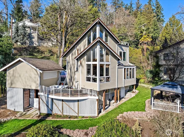 8526 E Mercer Way, Mercer Island, WA 98040