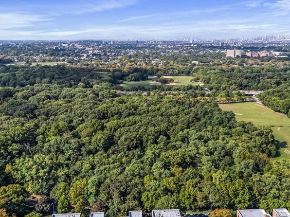 216-11 73rd Avenue image 16 of 18