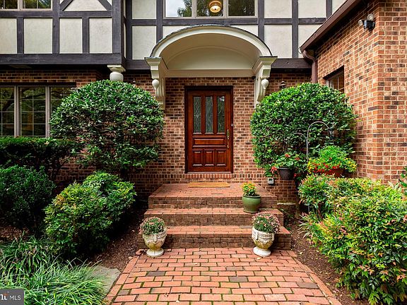 3rd image of 1008 Galium Ct
