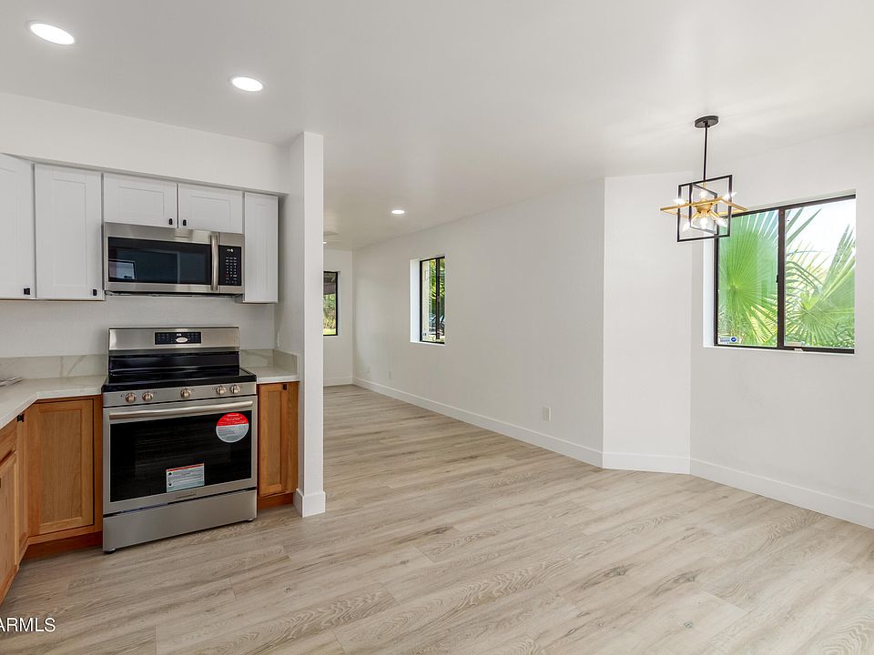 1st image of 2201 E PINCHOT Avenue #20