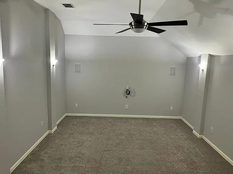 920 Ethan Rd — Photo 12