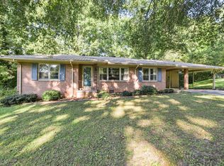 380 Hickory Cir, Toccoa, GA 30577