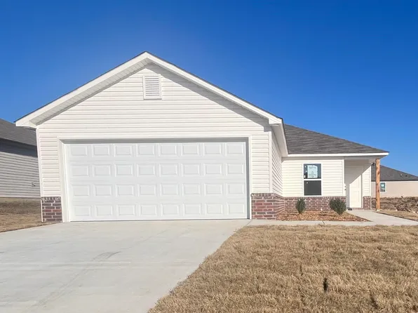 3088 Emerald Park Trl, Bauxite, AR 72011