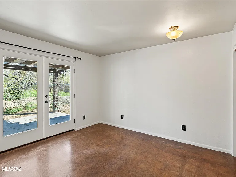 8801 E Buckboard Rd — Photo 17