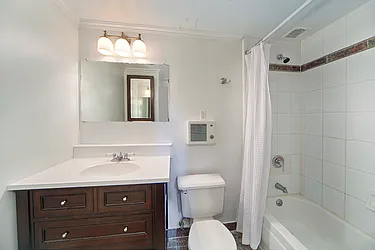 Sold by Isen & Company : Real Estate Advisors