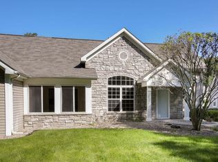 318 Ashton Lake Dr, Battle Creek, MI 49015