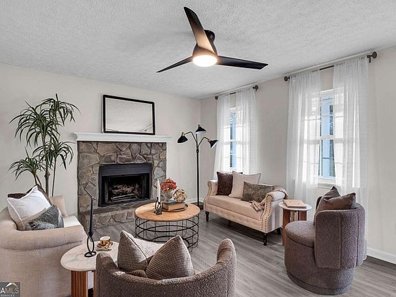 3rd image of 3391 Due West Rd