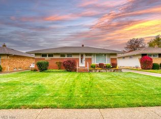 7588 Ann Arbor Dr, Parma, OH 44130