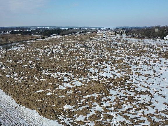 2nd image of 394th St