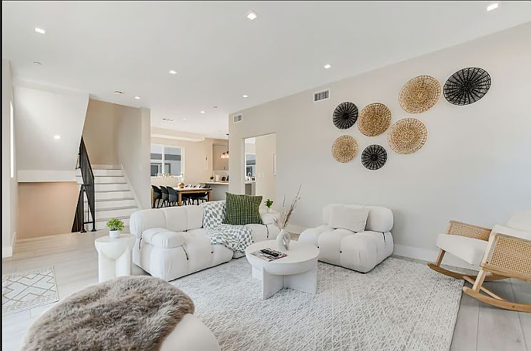 Luxurious Living Room