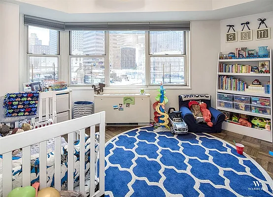 Rented by Warburg | media 2