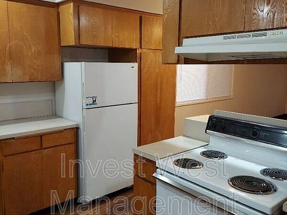 4th image of 6305 Kansas St APT 22