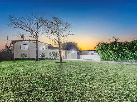 4th image of 2609 NW 6th Avenue