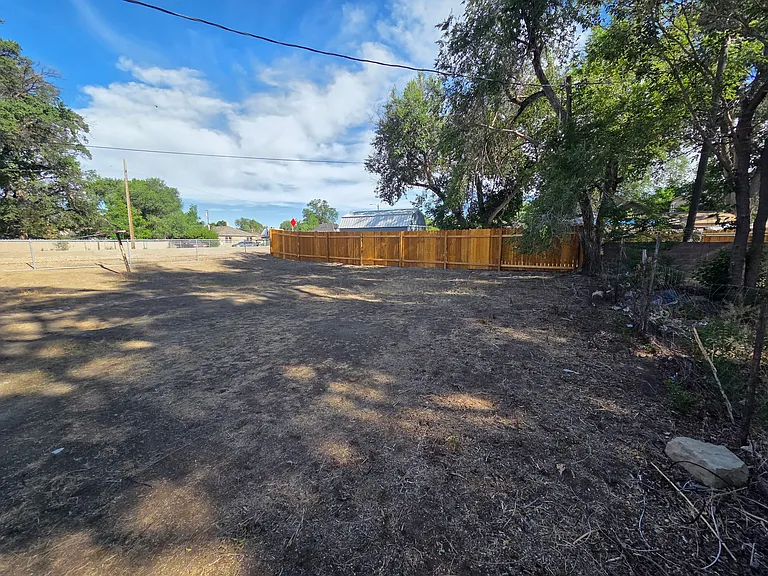 1102 W Arroyo Ave — Photo 9