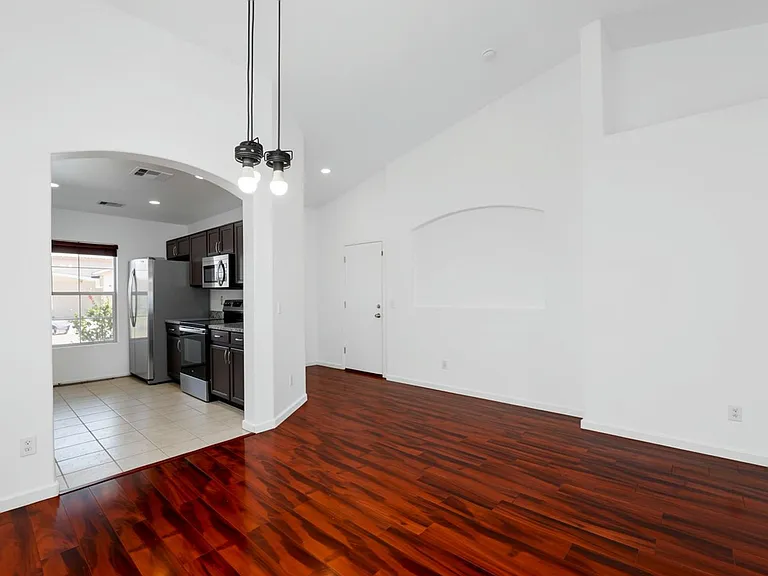 4420 E High Point Dr — Photo 11