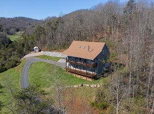 278 Mill Creek Ln, Staunton, VA 24401