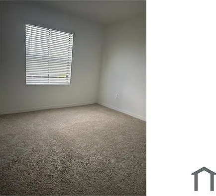 390 NE 12th St #390 — Photo 14