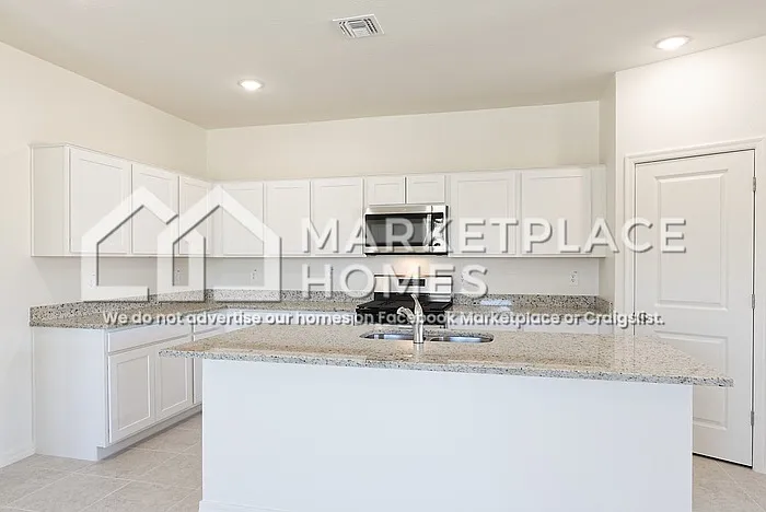 4924 N 192nd Ln — Photo 8