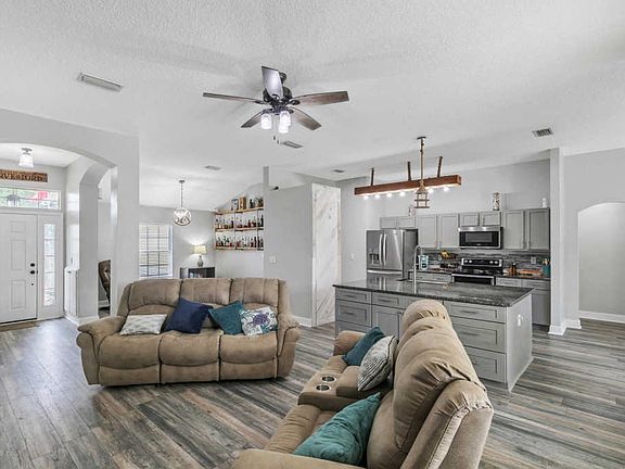 4th image of 2405 Woodstork Ct