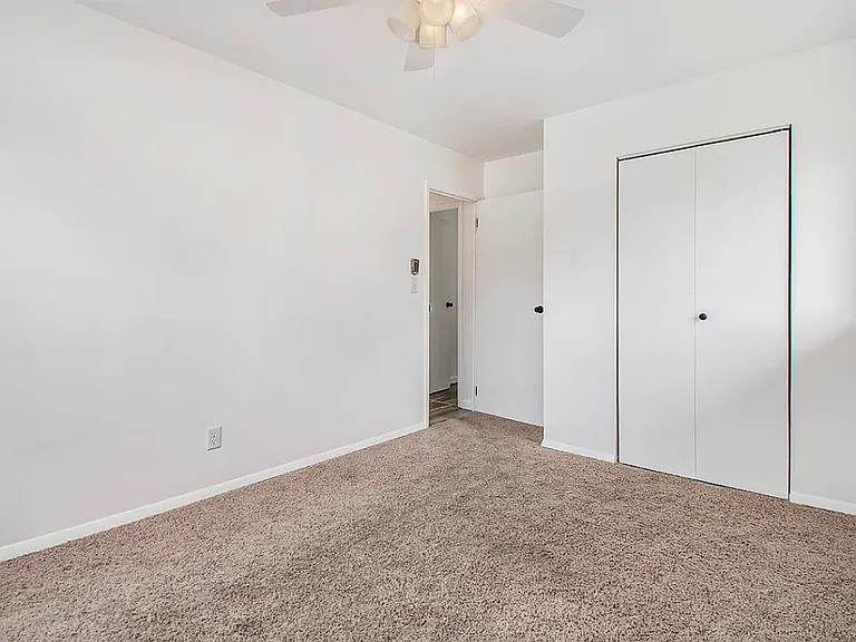 3708 Greenmont Dr — Photo 14