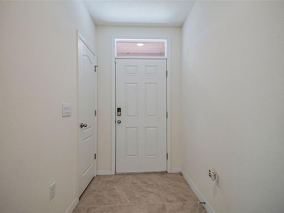 5th image of 1126 Chichester Ct