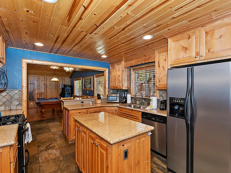 147 Teakwood Dr — Photo 11