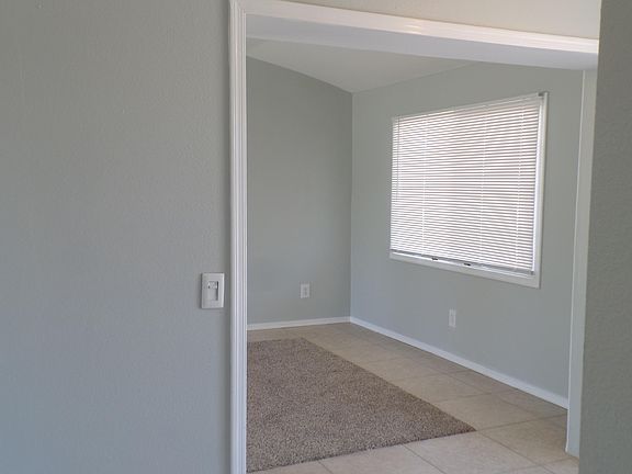 4th image of 458 N 98th St