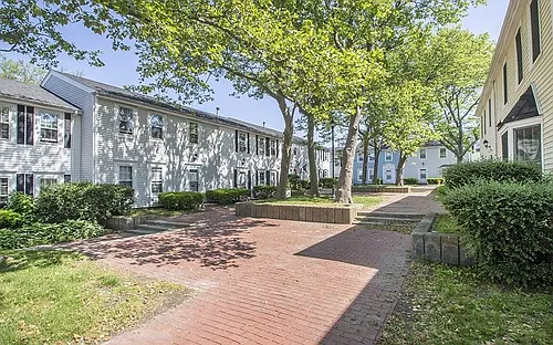 NAVSTA Newport Family Homes Photo 1