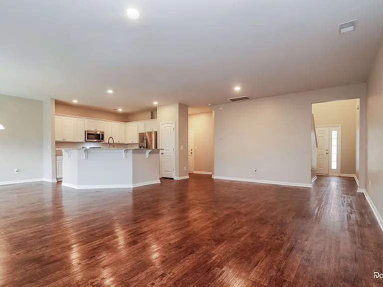 239 Wathen Dr — Photo 8