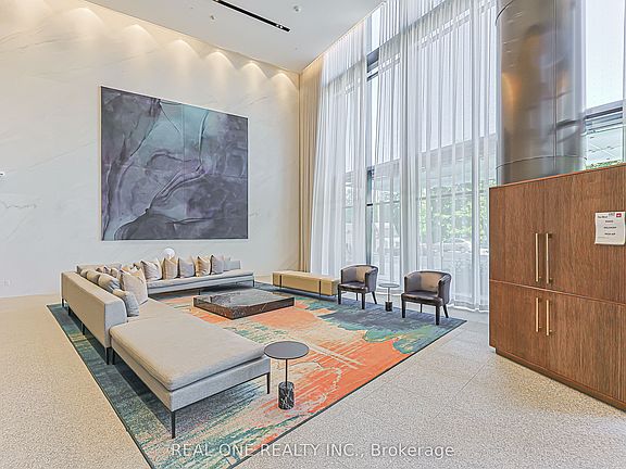 5th image of 585 Bloor St E #821