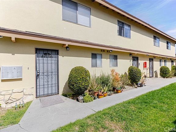 3rd image of 12422 Clearglen Ave