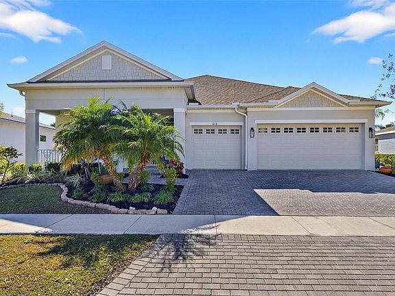 2nd image of 618 Manns Harbor Dr