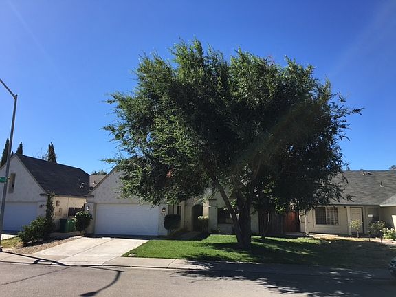 3rd image of 2142 Cradle Ct