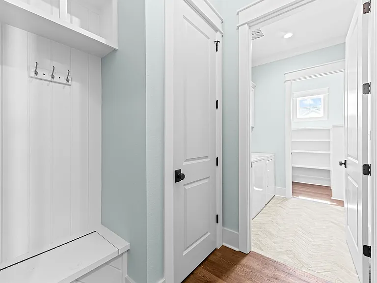 465 Karcher Ave — Photo 39